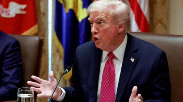 星火配资 155%关税吓唬谁? 特朗普对华讹诈踢到铁板, 中国根本不吃这一套!